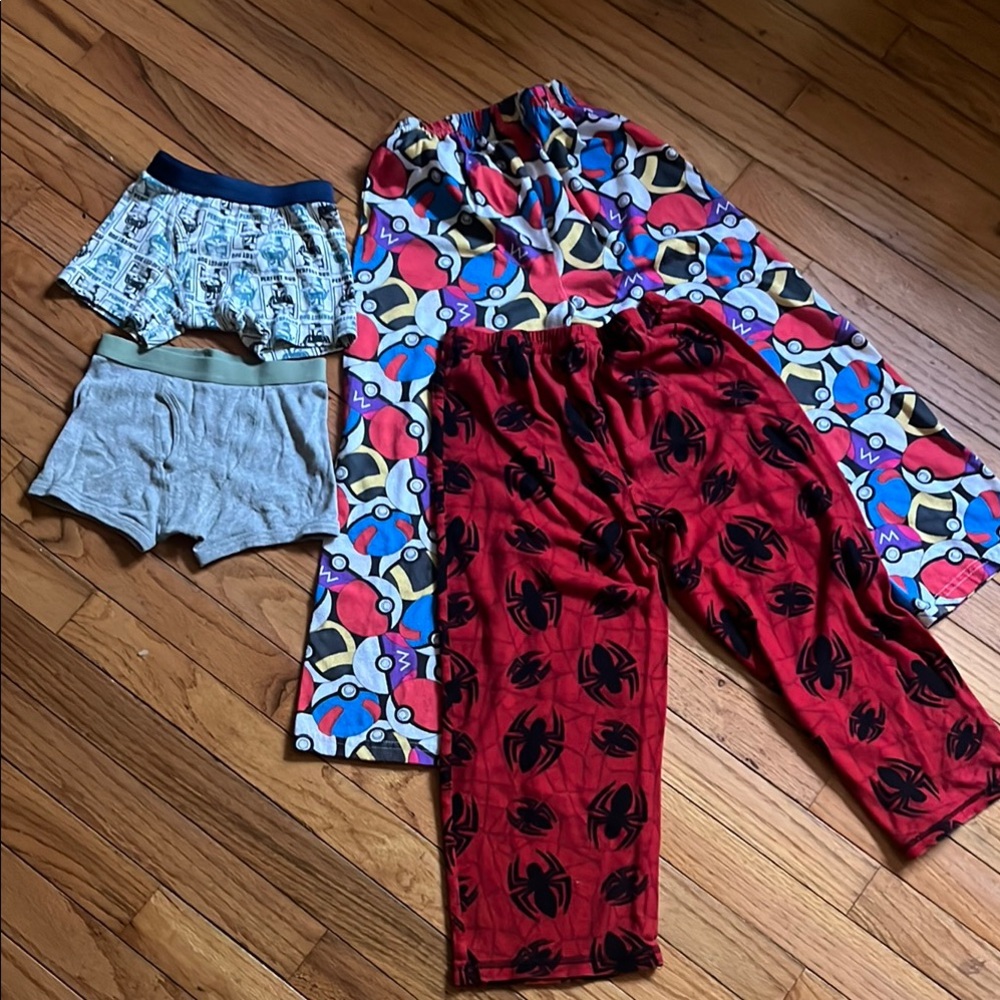 Pajama Pant & Underwear Bundle Boys Size 4 Boxer Briefs (2), Pants Size Small